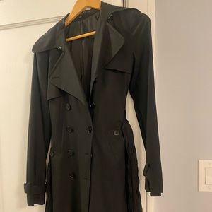 Black Theory trench size M.